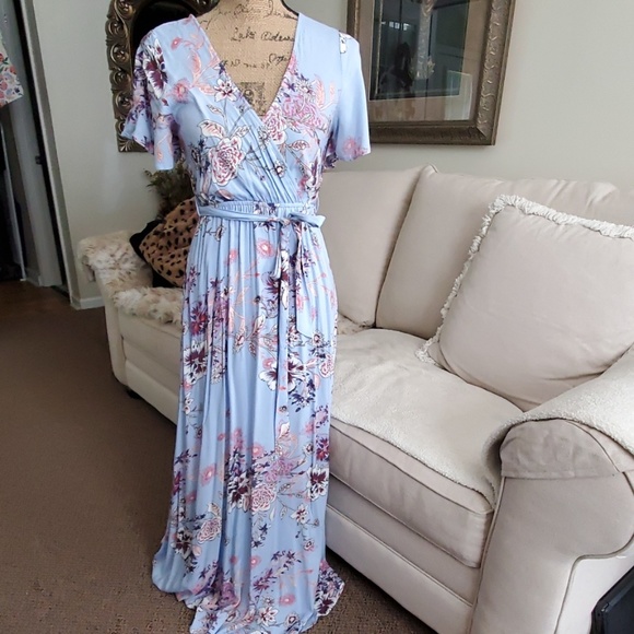 ILLA ILLA Dresses & Skirts - Illa Illa Dress